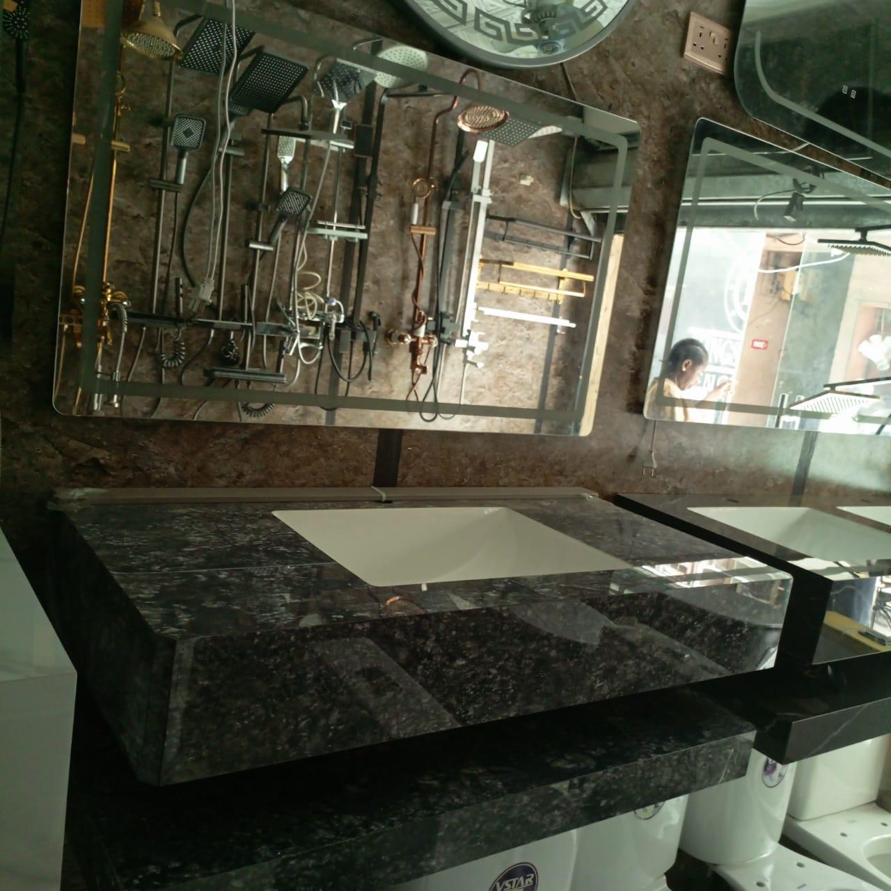 KingsHome 100cm Luxury Wall-Hung Porcelain Vanity & Smart LED Mirror Set (Black Granite)