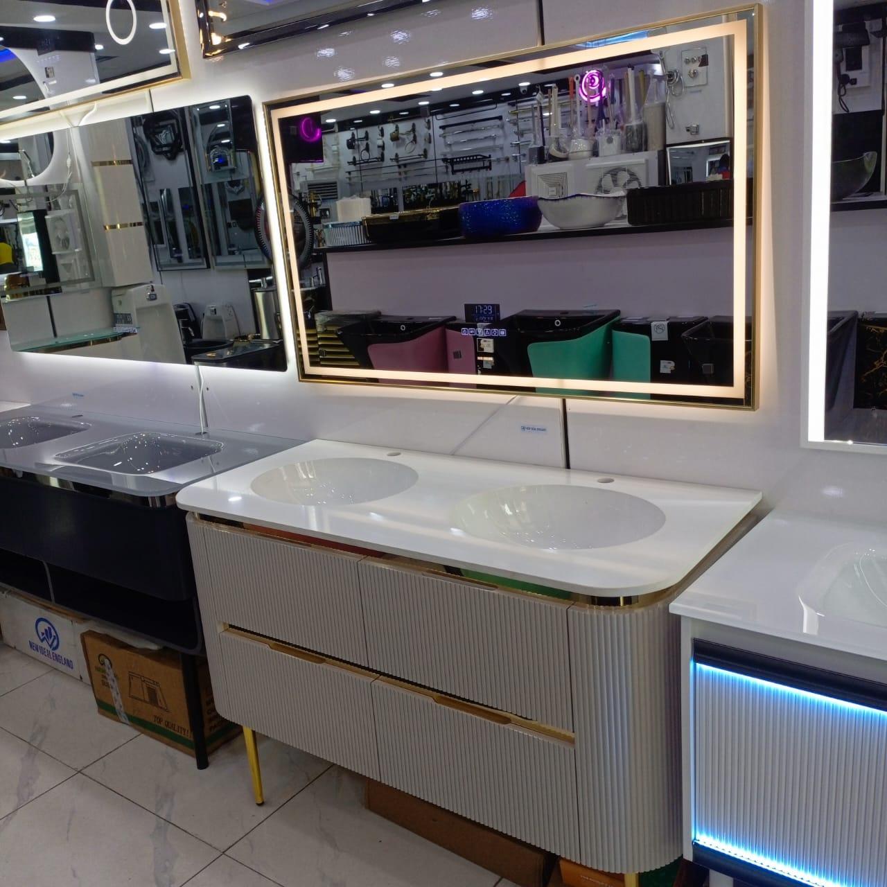 Kingshome Fluted Double-Basin Vanity Unit with Gold Hardware & LED Smart Mirror