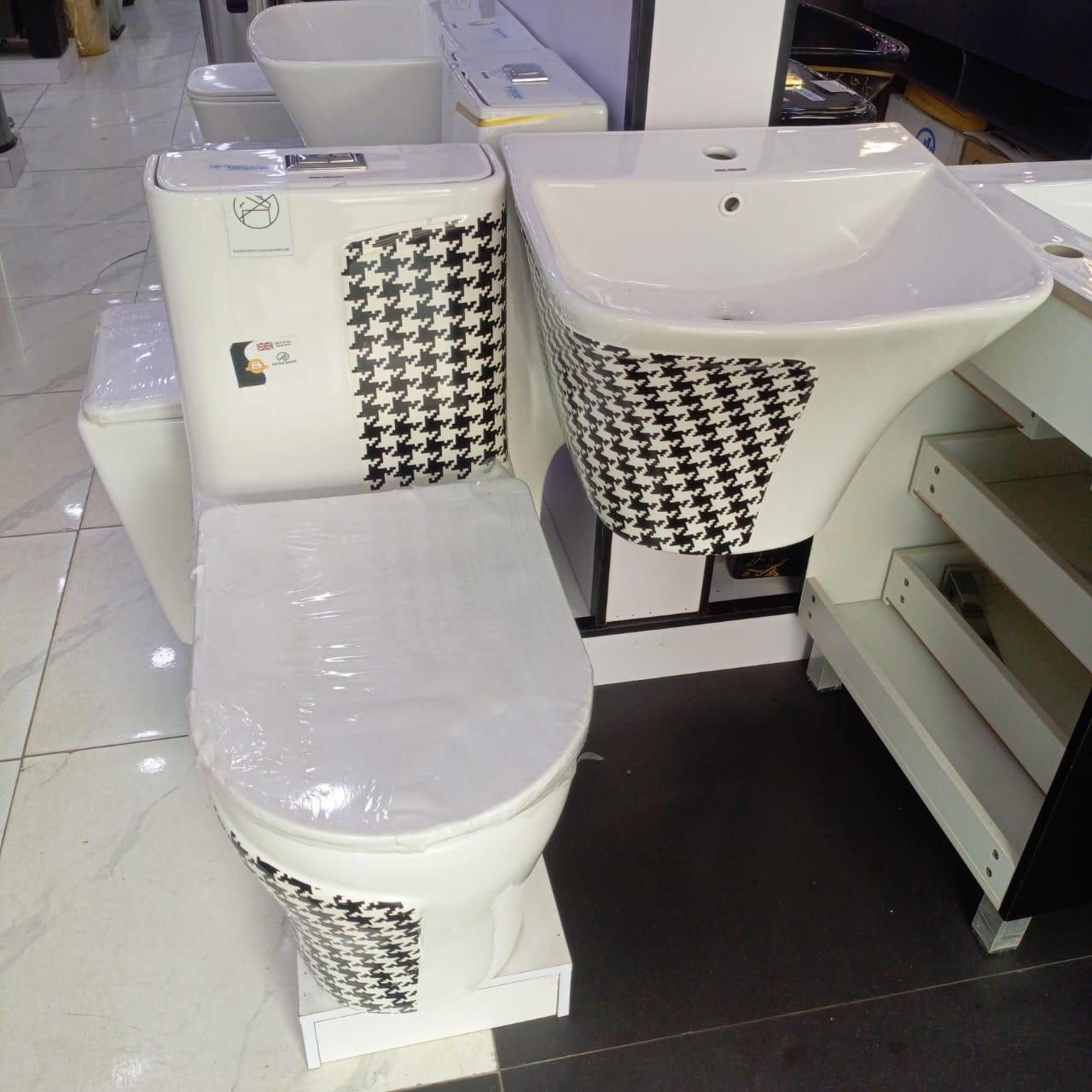 Kingshome Designer Houndstooth Pattern Water Closet & Wall-Hung Basin Suite